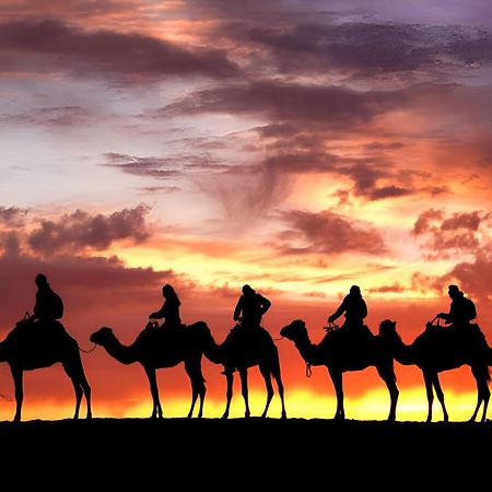 Merzouga Lovely Luxury Camp Экстерьер фото